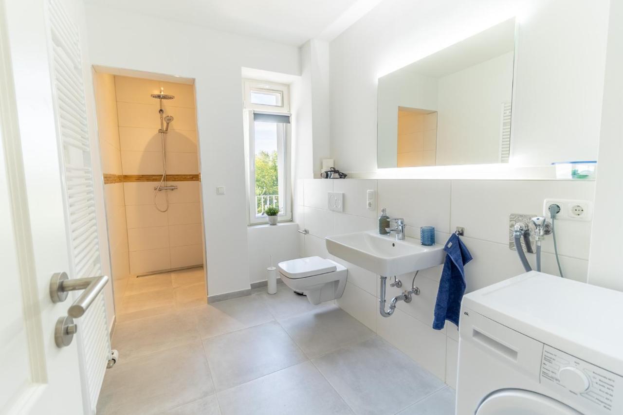 Ferienwohnung *Neu* 2 Zi, Offene Kueche, Balkon Pirna Exterior foto